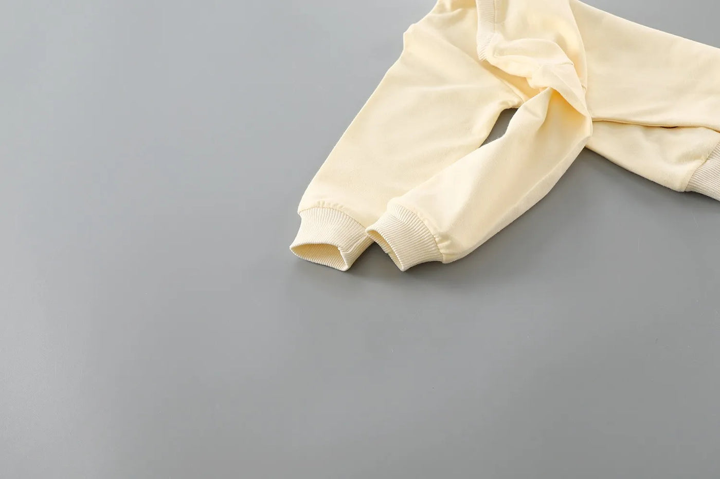 0-4 Age Baby Clothes Mickey Printed Children's Sweatshirt Long Sleeve Tops Loose Fashion Cartoon Autumn Clothing Thin Sweater