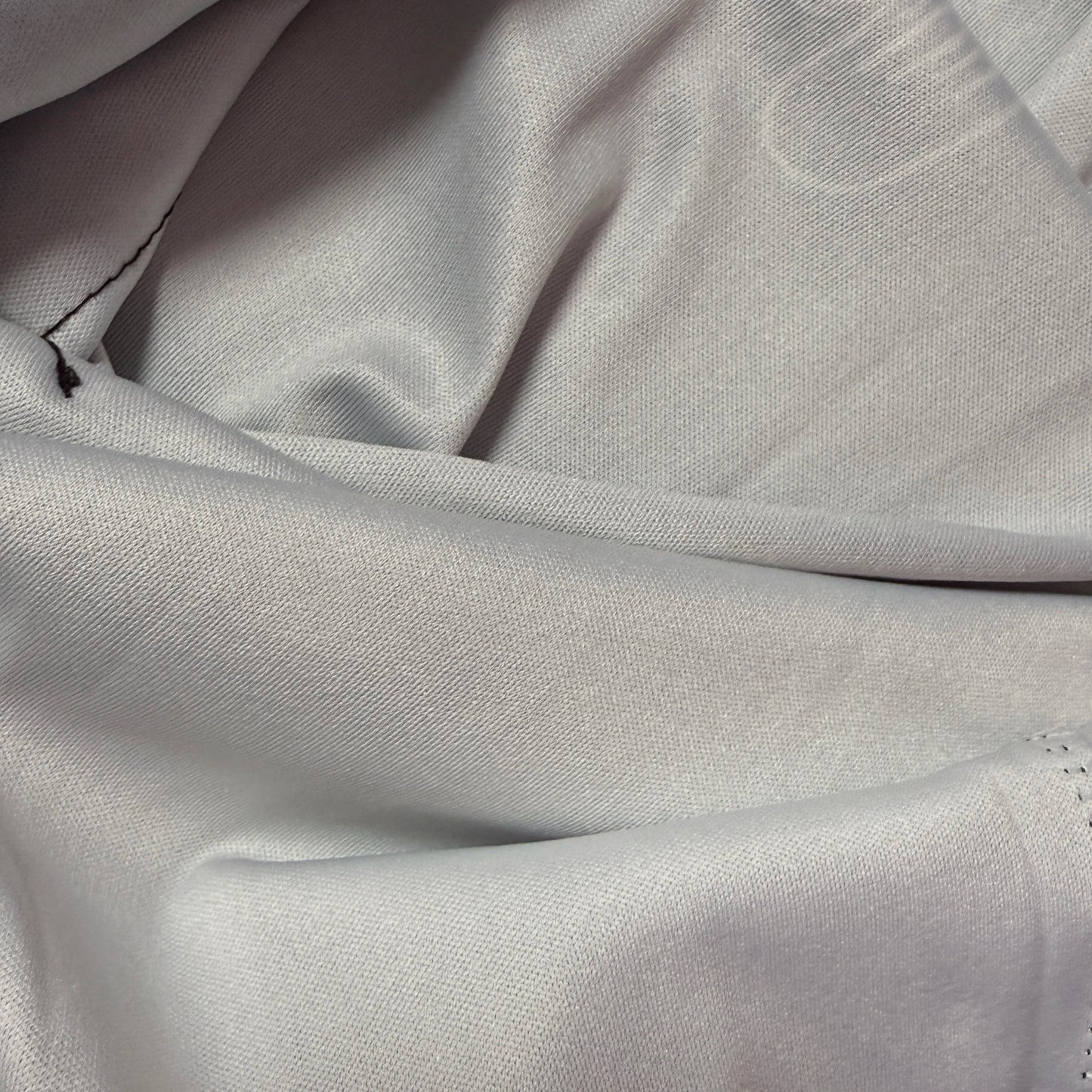 The new men's round-neck hoodie for Spring and Autumn 2025 features a street casual and fashionable 3D letter pattern print