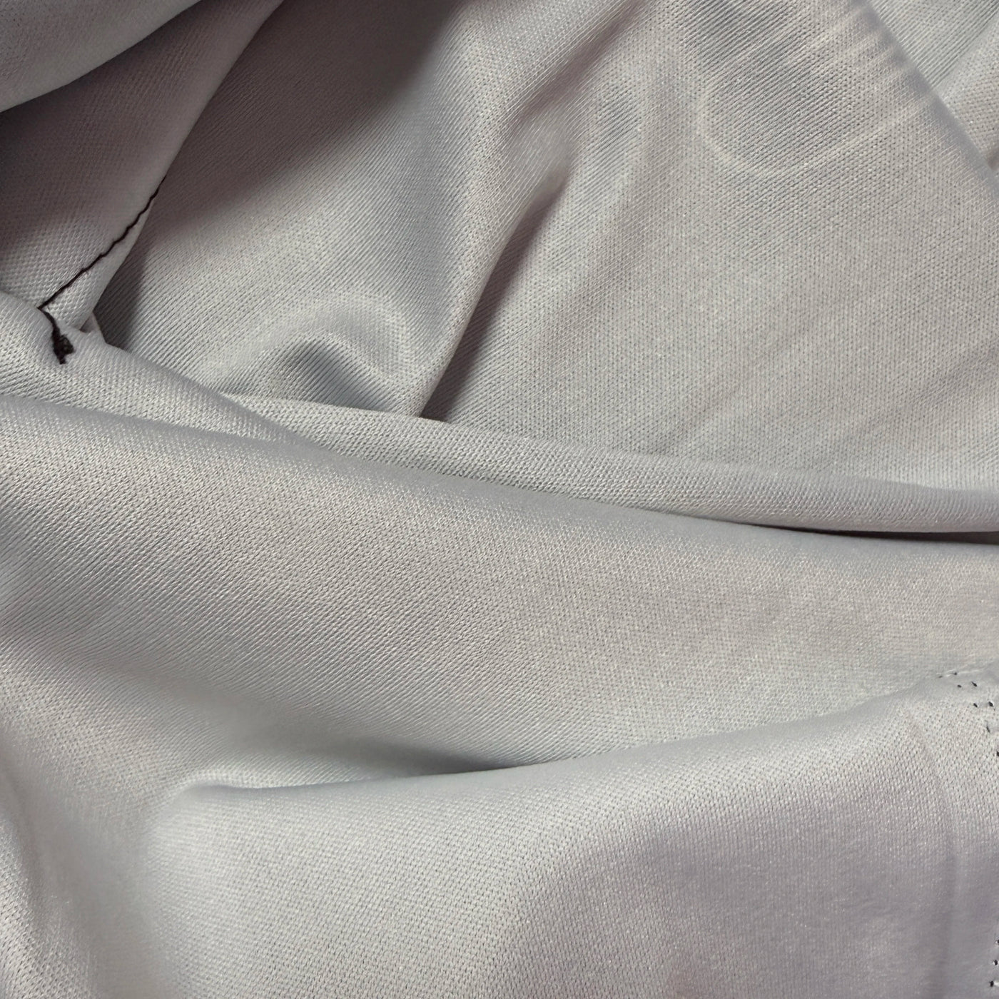 The new men's round-neck hoodie for Spring and Autumn 2025 features a street casual and fashionable 3D letter pattern print