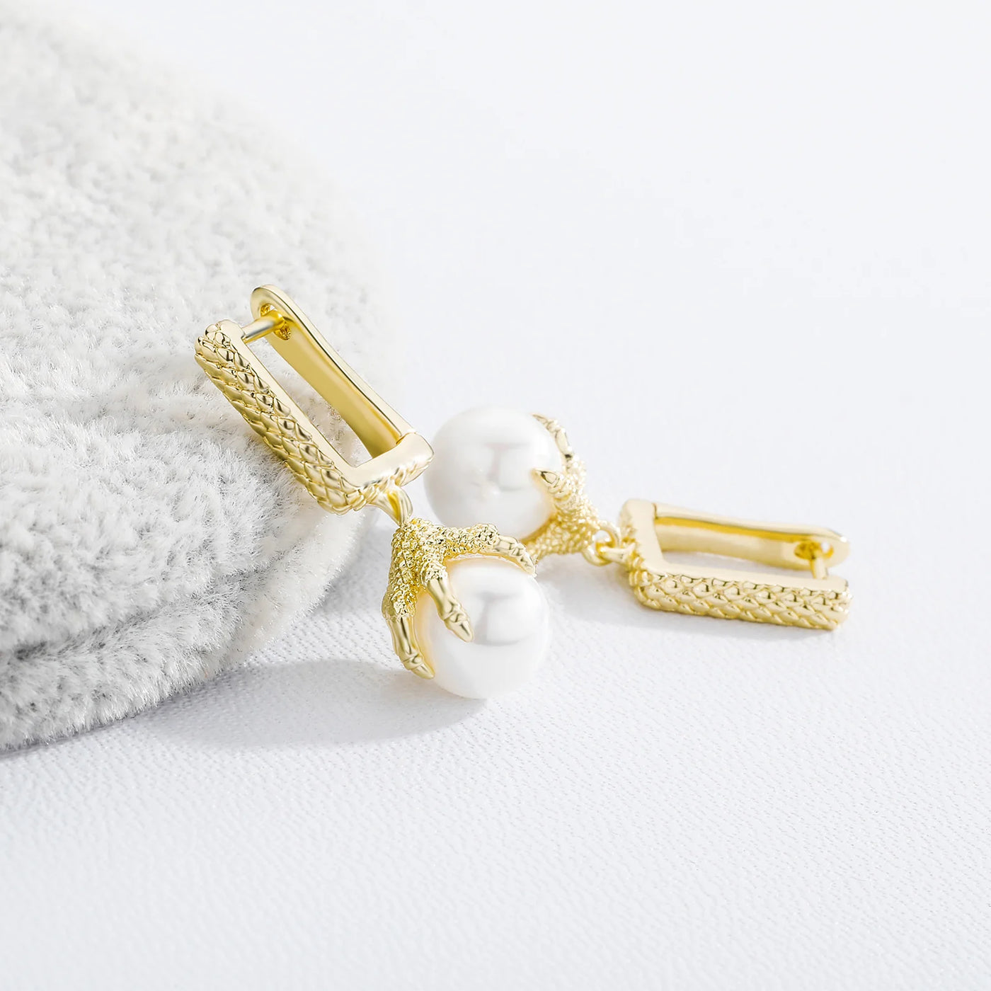 Initial Necklace Square Letter Pendant Necklace Capital Monogram Necklace Alhpabets From A-Z Figaro Chain Necklace