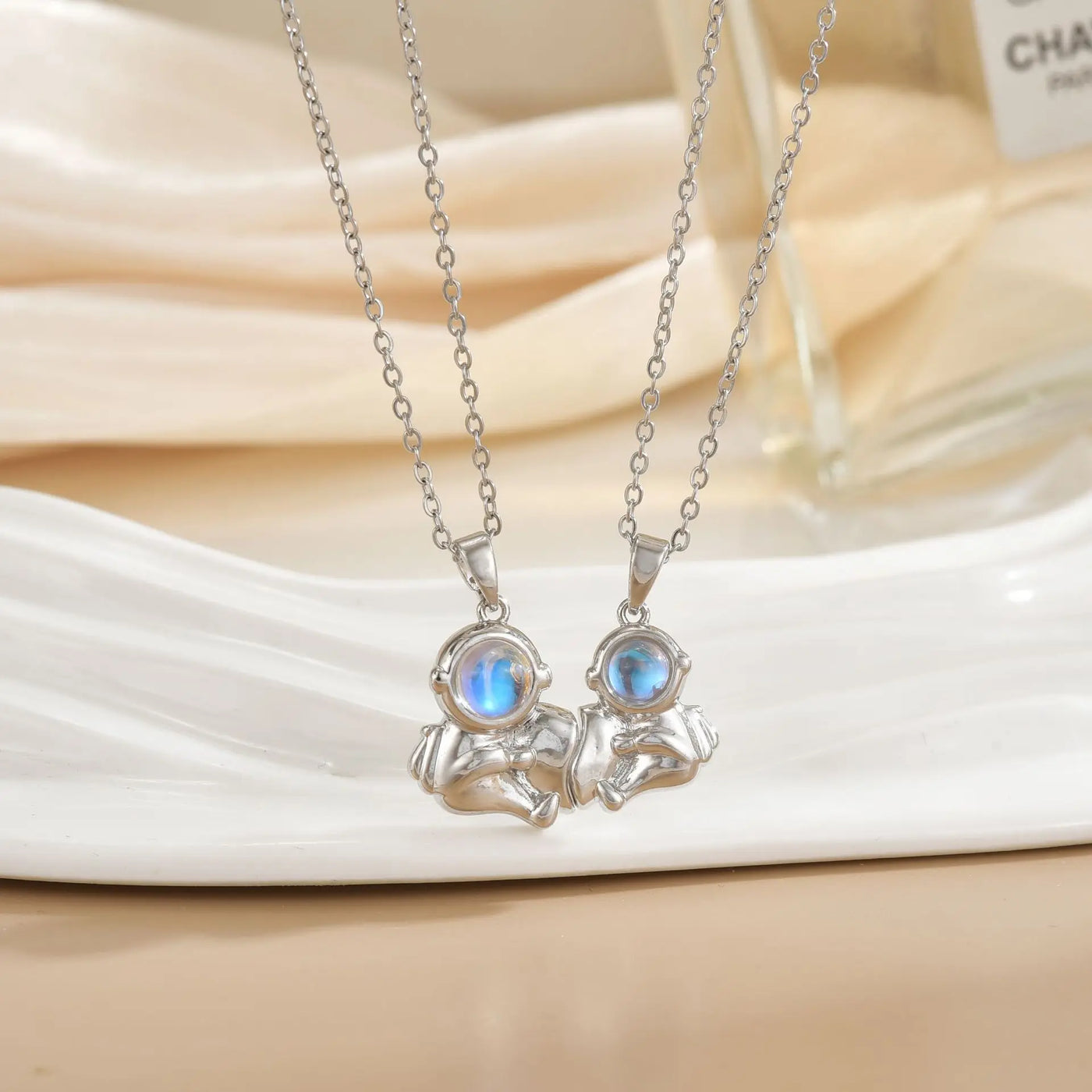 Couples Magnetic Necklaces Sun and Moon Angel Hug Heart Pendant Friendship Matching Necklaces for Birthdays Anniversaries