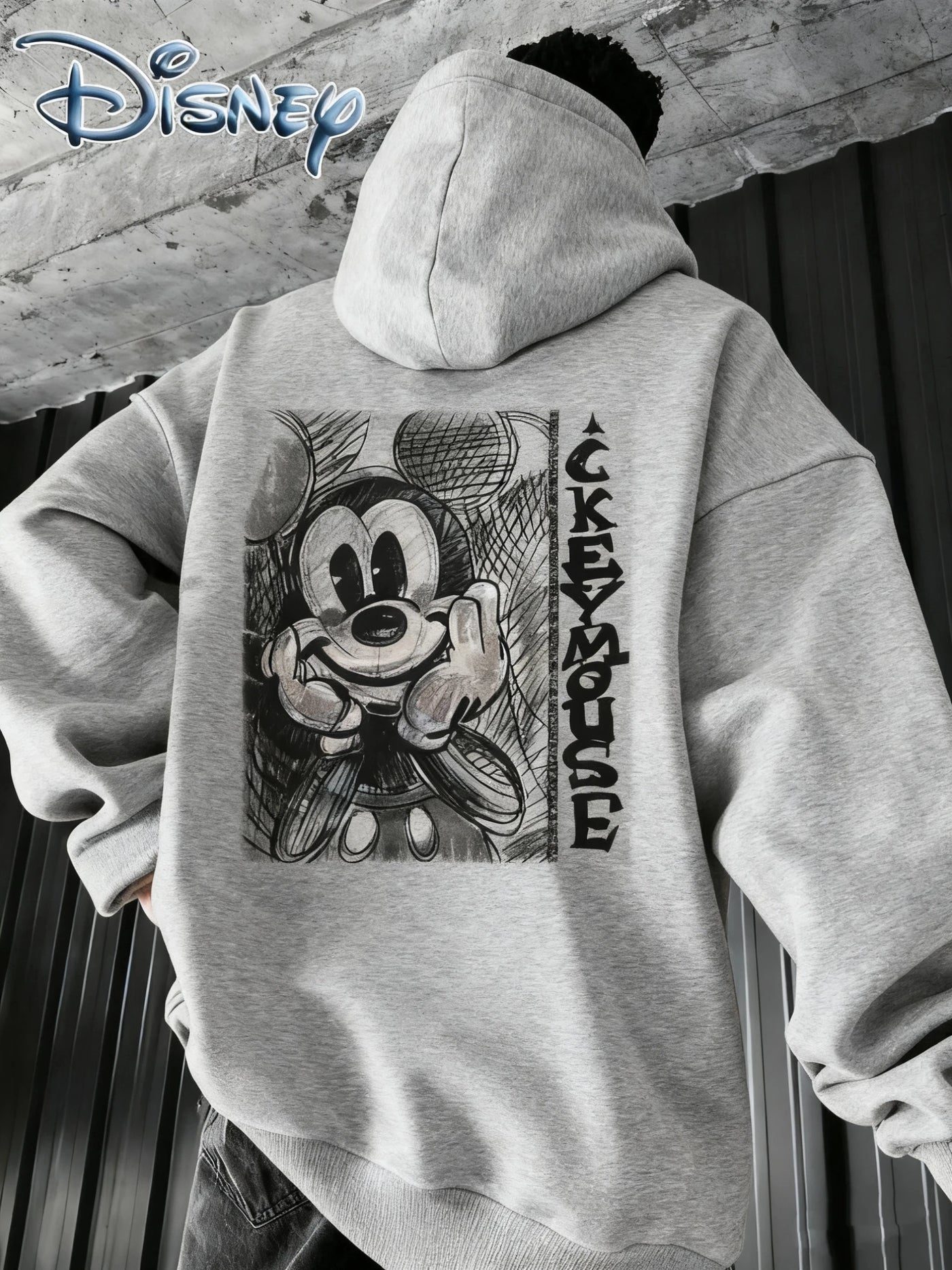 Disney Mickey Mouse Printed Men's Hoodie for Autumn and Winter, Warm and Comfortable, Fashionable and Trendy Hoodie