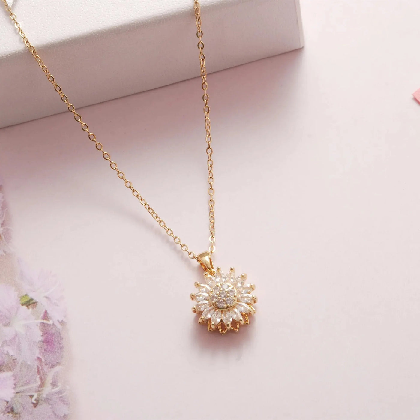 Classic Sunflower Cubic Zirconia Pendant Necklaces For Women Gold Color Alloy Rotate Necklace Daily Jewelry
