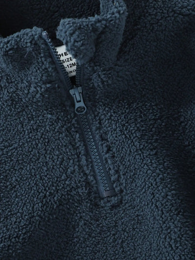 The Military Green Plush Sweatshirt For Baby Boys In Autumn And Winter Is Warm Soft Casual And Comfortable