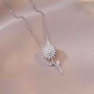 Classic Sunflower Cubic Zirconia Pendant Necklaces For Women Gold Color Alloy Rotate Necklace Daily Jewelry