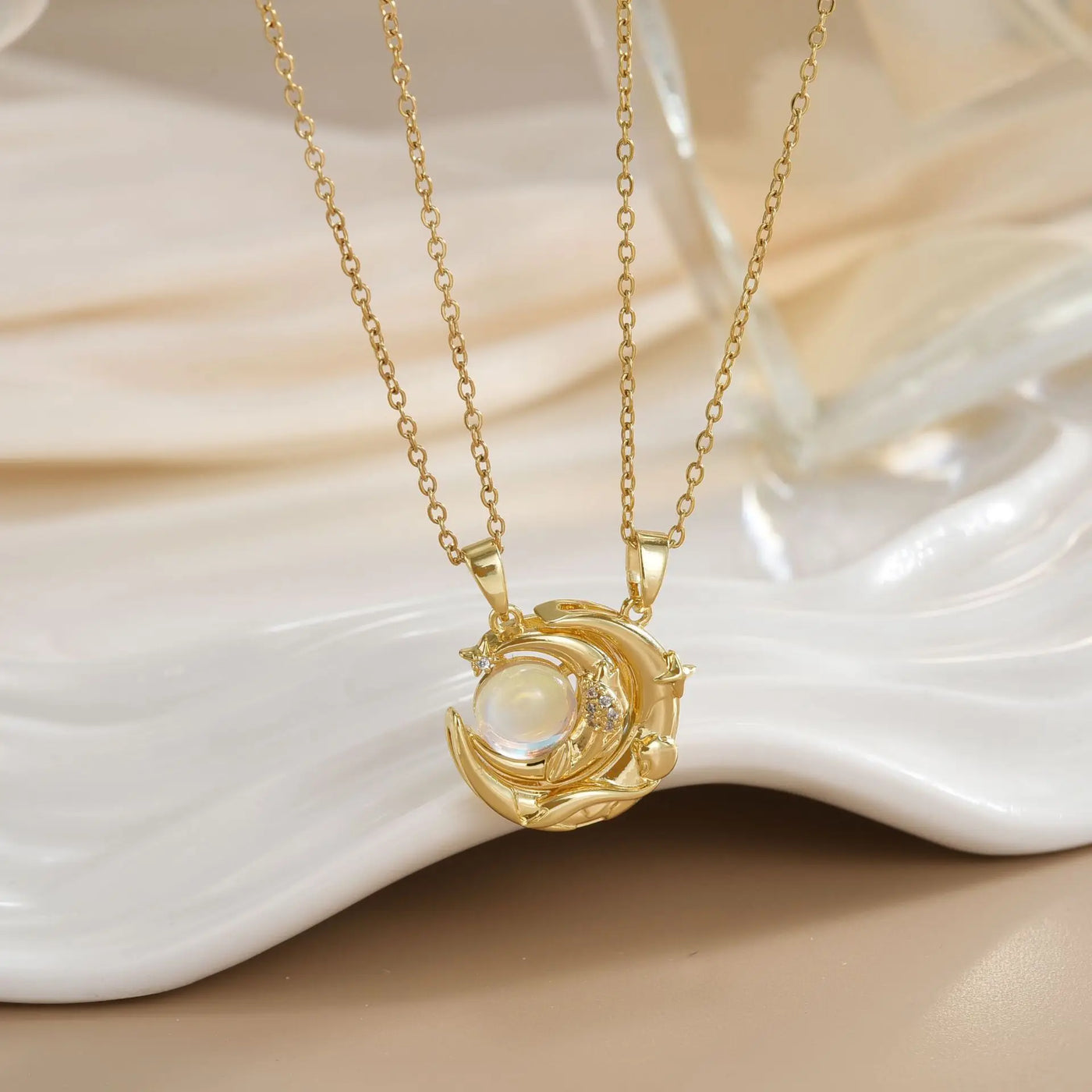 Couples Magnetic Necklaces Sun and Moon Angel Hug Heart Pendant Friendship Matching Necklaces for Birthdays Anniversaries